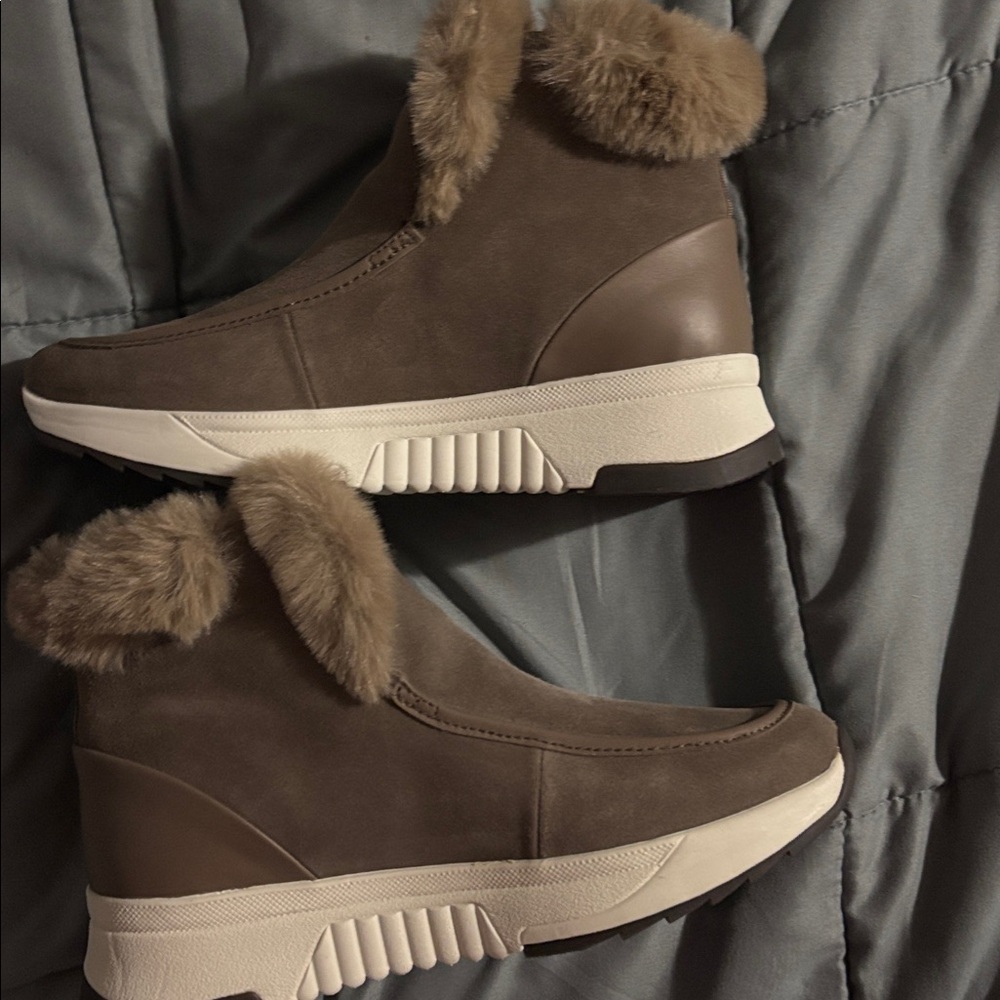 Geox Women's Brown Fur-Lined Winter Boots - Picture 2 of 6